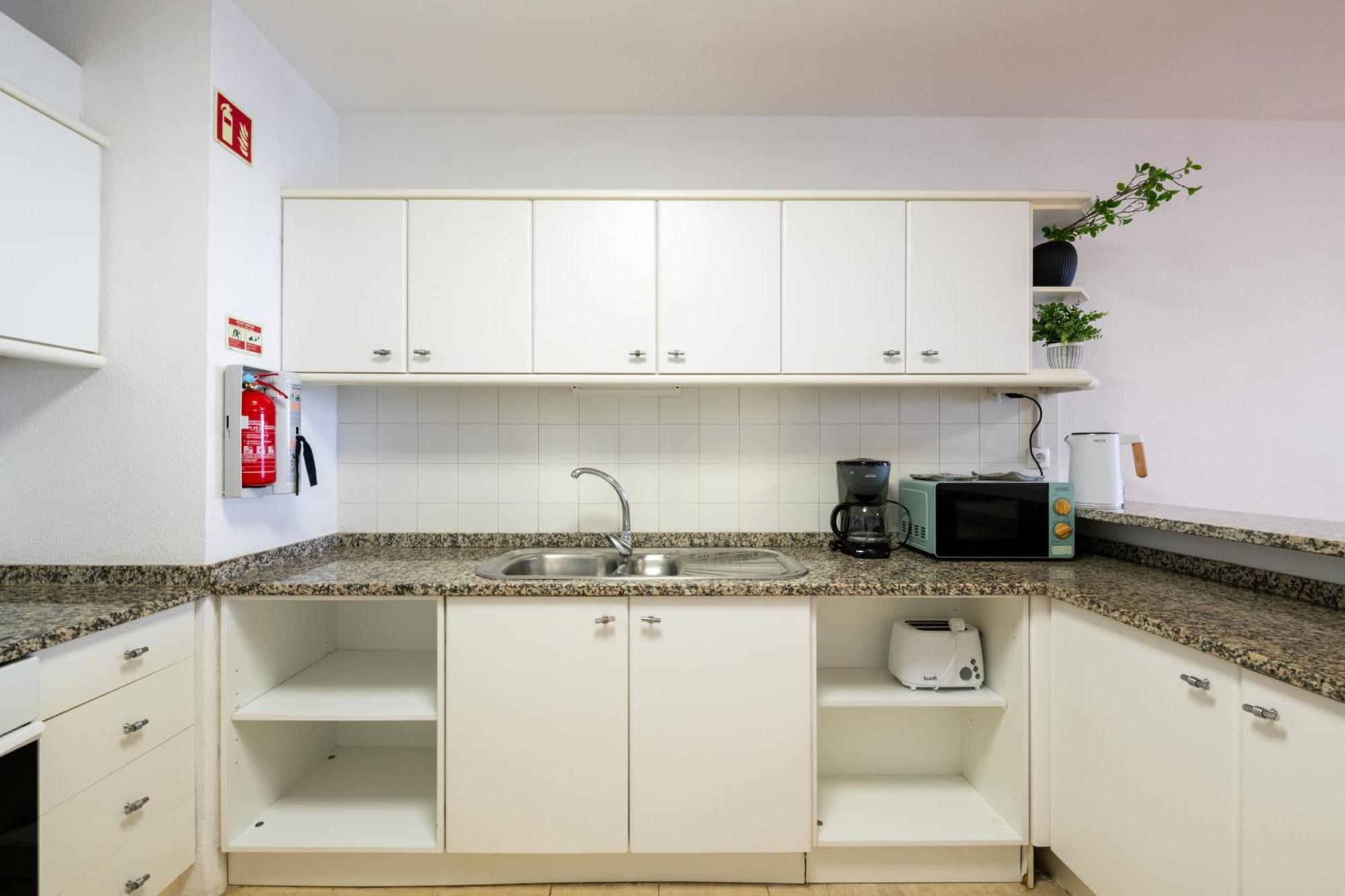 Atlantic View Apartment At Formosa Beach フンシャル エクステリア 写真