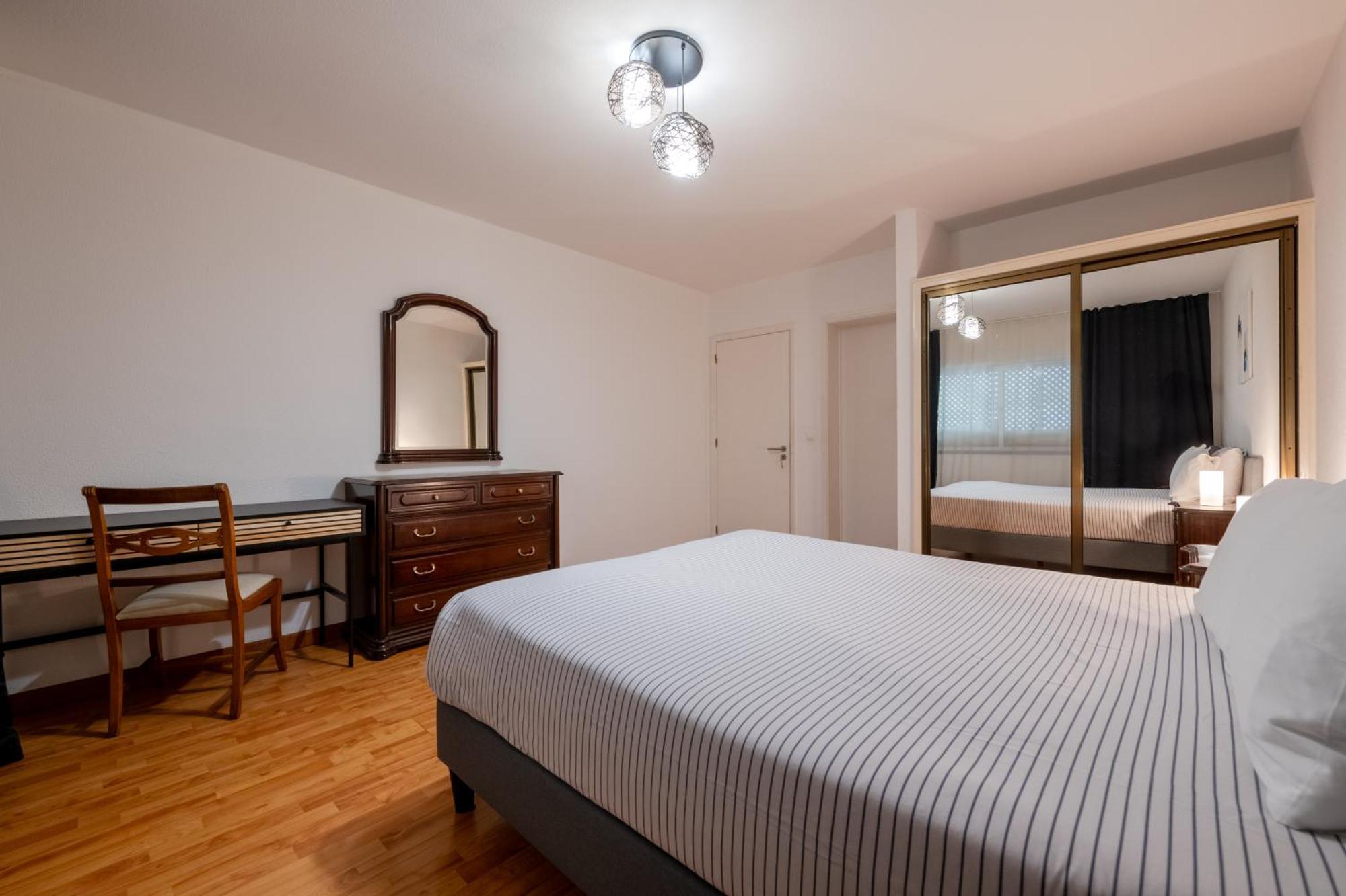 Atlantic View Apartment At Formosa Beach フンシャル エクステリア 写真