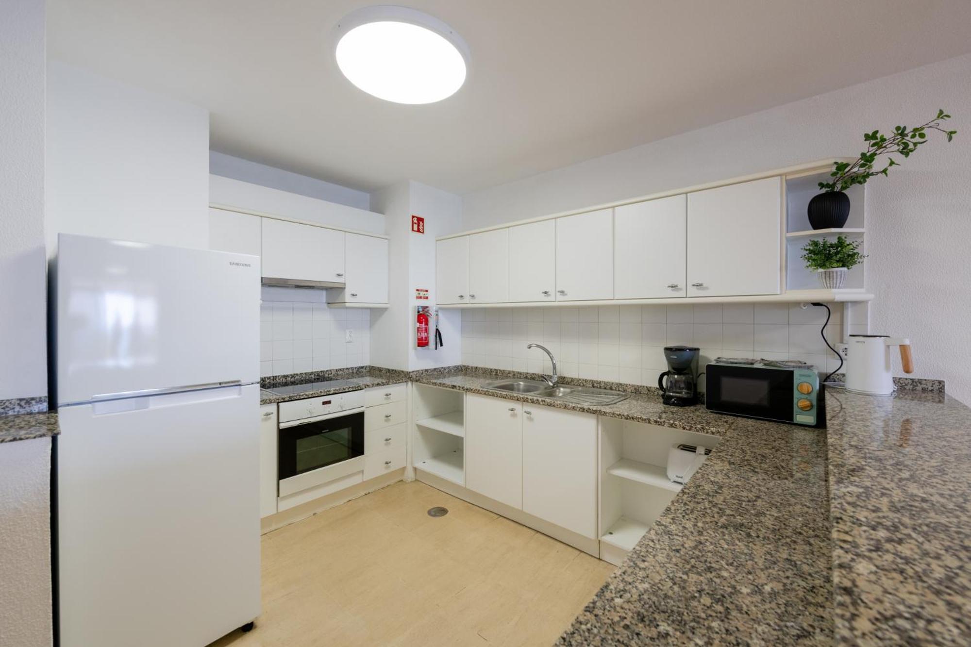 Atlantic View Apartment At Formosa Beach フンシャル エクステリア 写真