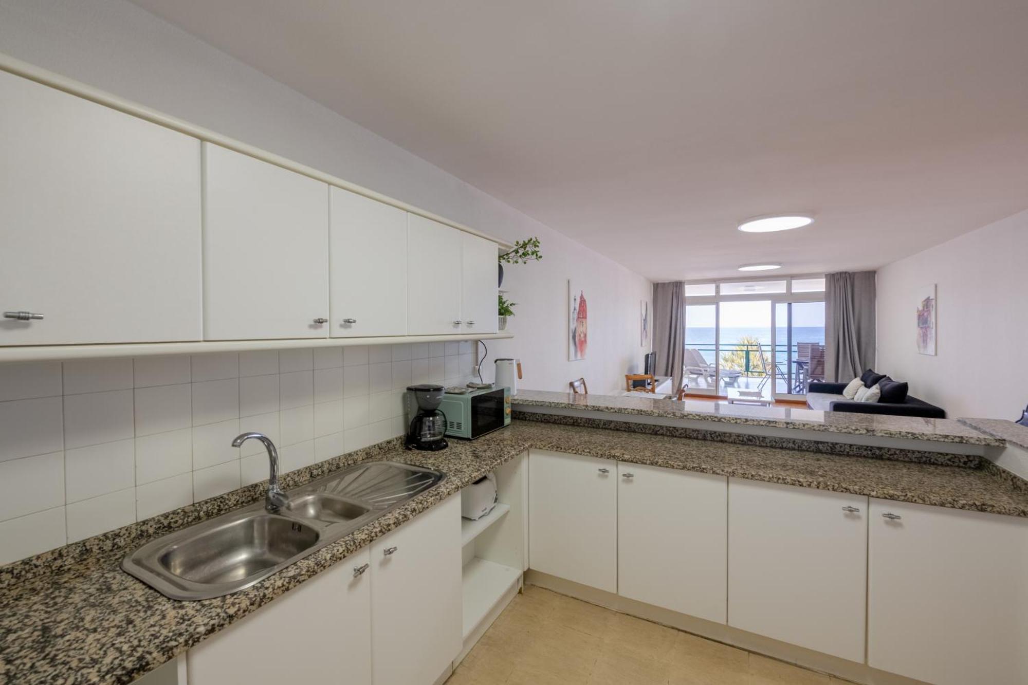 Atlantic View Apartment At Formosa Beach フンシャル エクステリア 写真