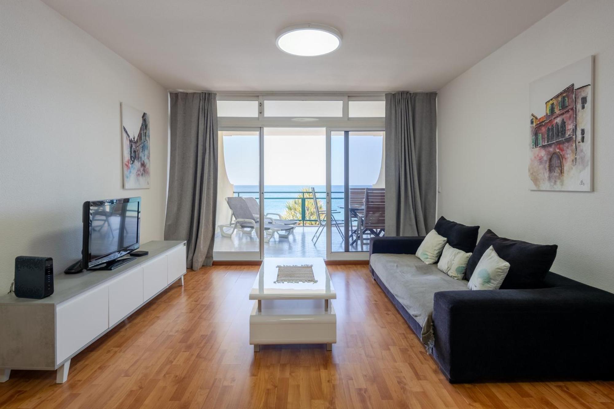Atlantic View Apartment At Formosa Beach フンシャル エクステリア 写真